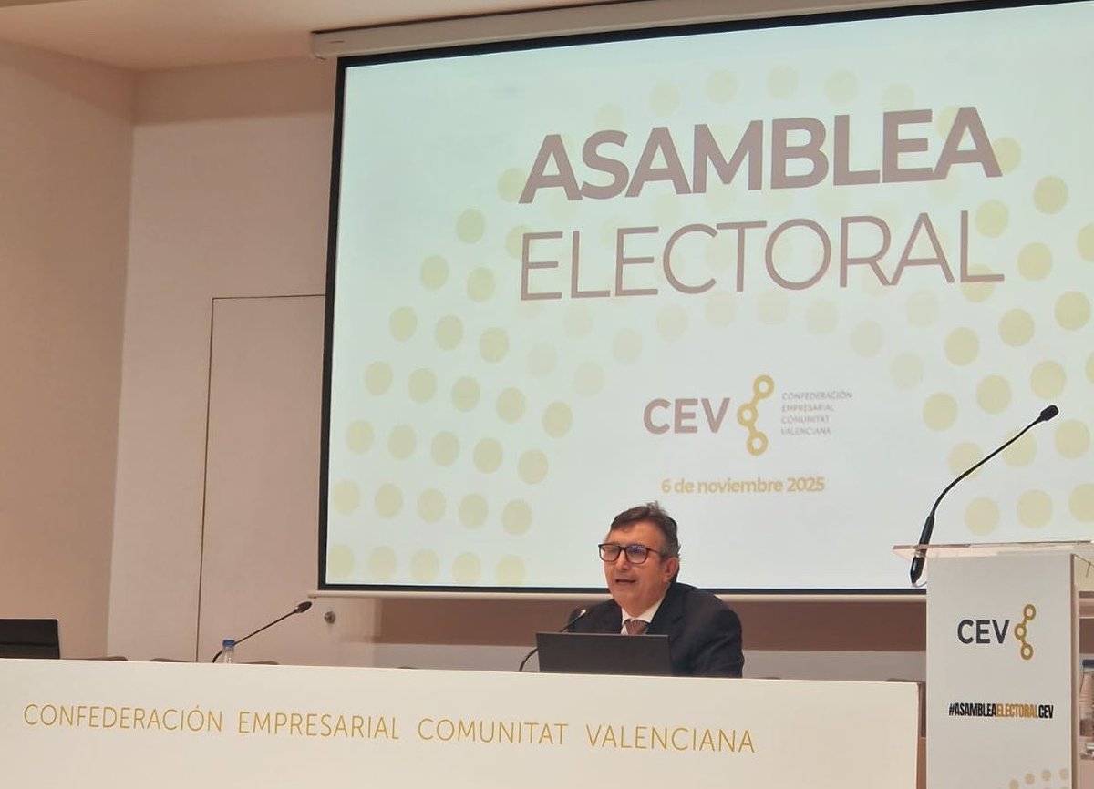 👏 En ARIVAL felicitamos a Vicente Lafuente, nuevo presidente de la CEV, y agradecemos a Salvador Navarro su gran labor al frente de la organización.
Seguimos trabajando juntos por un empresariado fuerte e innovador.
#ARIVAL #CEV #Industria