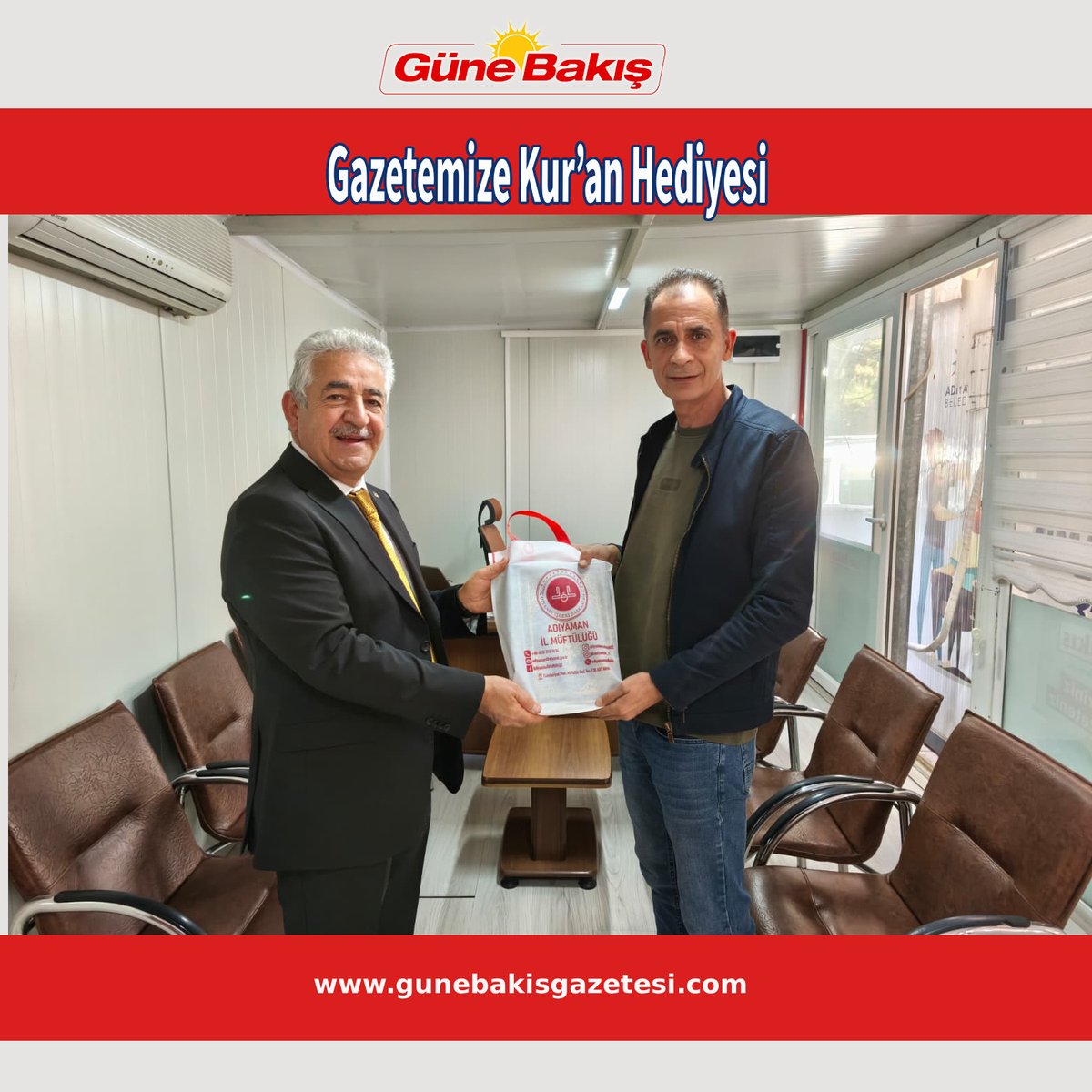 Gazetemize Kur’an Hediyesi

Adıyaman İl Müftülüğü "Mevlid-i Nebi Haftası" kapsamında ‘Hediyem Kur’an Olsun’ etkinliğini sürdürüyor. Bu kapsamda Adıyaman il Müftüsü Dr.Mevlüt Haliloğlu, gazetemizi ziyaret ederek, gazetemiz imtiyaz sahibi Mustafa Yücekaya’ya Kur’an-ı kerim hediye