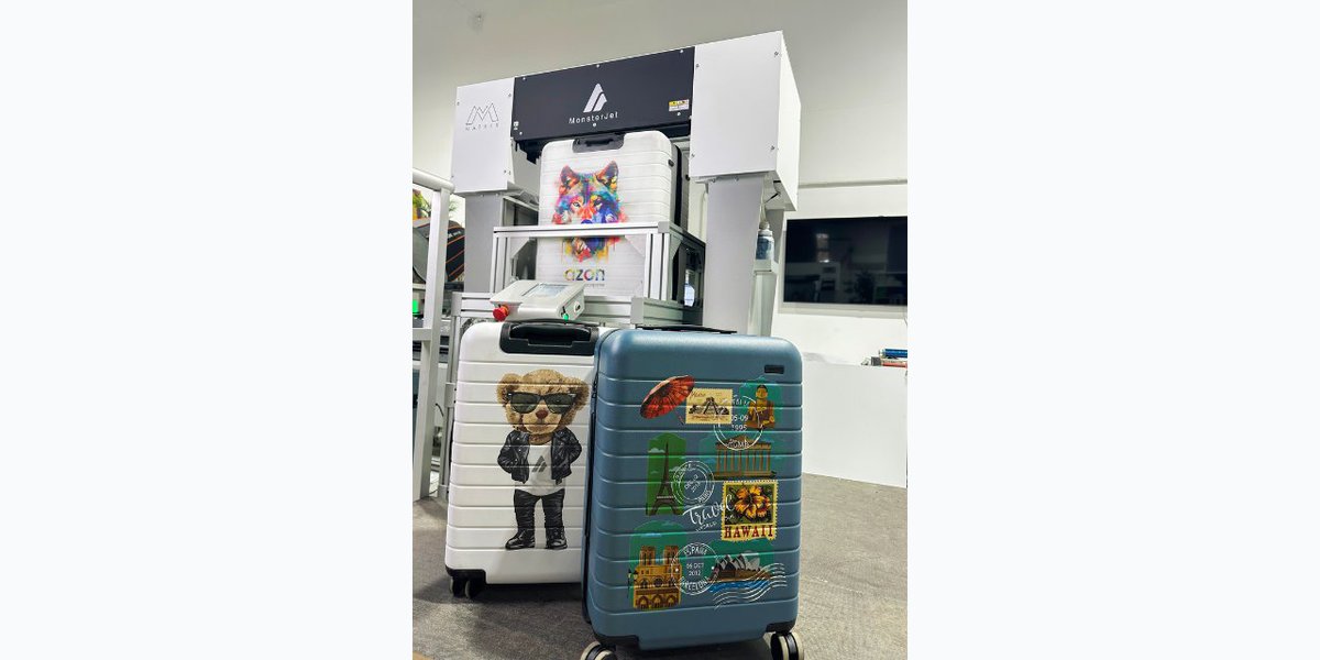 TextileValue's tweet image. Personalization meets precision — Azonprinter’s MonsterJet Luggage Edition transforms UV printing for luggage customization.

Read More: textilevaluechain.in/technology/azo…

#Azonprinter #MonsterJet #UVPrinting #LuggageEdition #PrintInnovation #Customization #TravelDesign