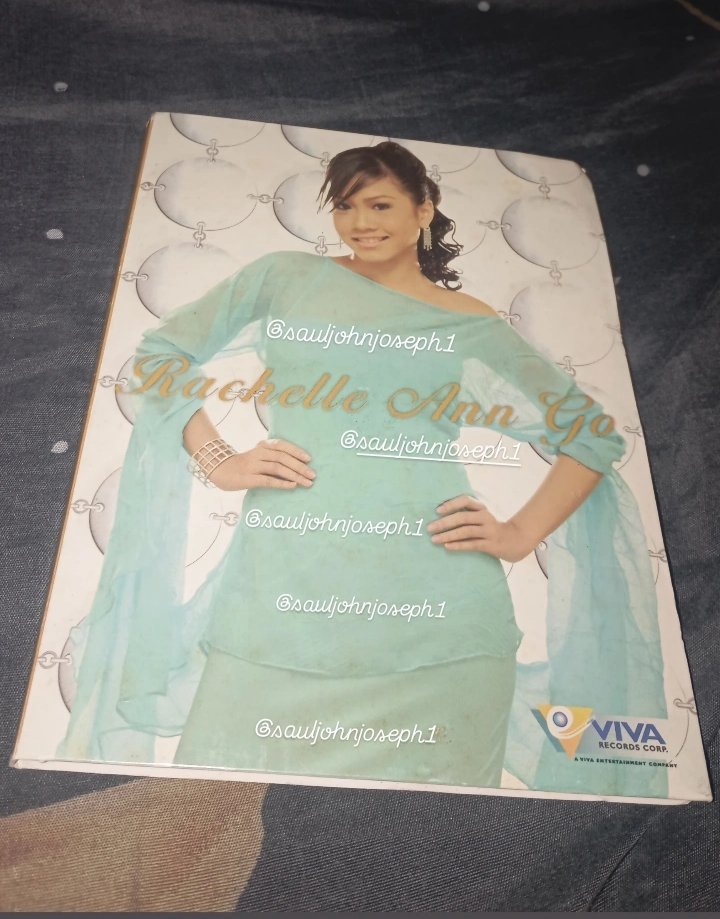 Got the rare version dvd copy of you.1st debut album entitled "Rachelle Ann Go" papirma ako nito sa weekend <a href="/gorachelleann/">Rachelle Ann Go</a> napaka-vintage omg.💙 <a href="/real_shinatics/">rachelleanngoUPDATES</a> #RachelleAnnGo #Album #Shinatics #TheUltimateChampion #TheFierceSongstress #TheInternationalBroadwayStar