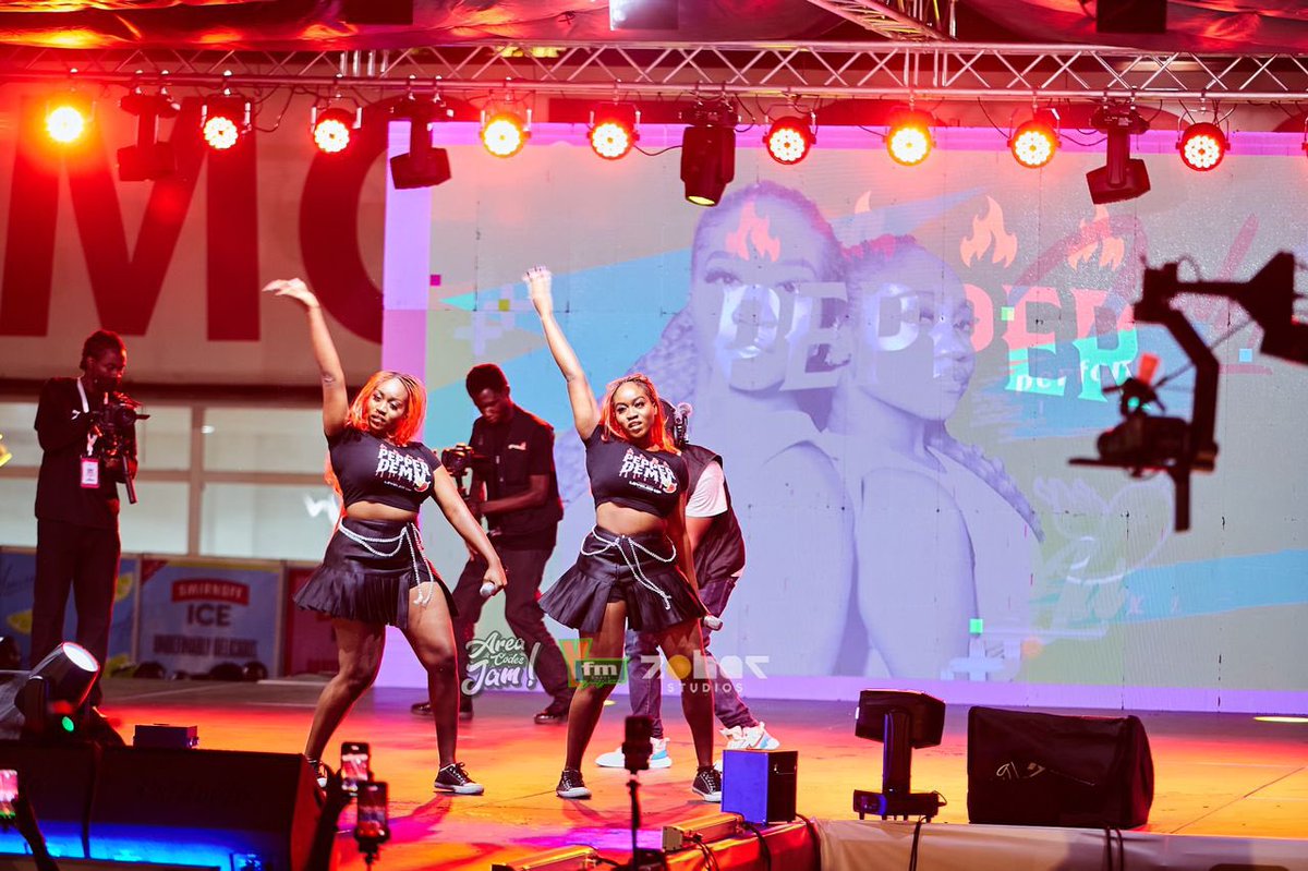 Y1079FM's tweet image. Thank you @LaliXLola1 for coming through #AreaCodesJam25 

📸: @zoharstudiosgh 

#AreaCodesJam #PinkOnY #PinkAreaCodesJam #yfmghana #ytvghana #fyp #breastcancerawarenessmonth #lalixlolaofficial #lalixlola