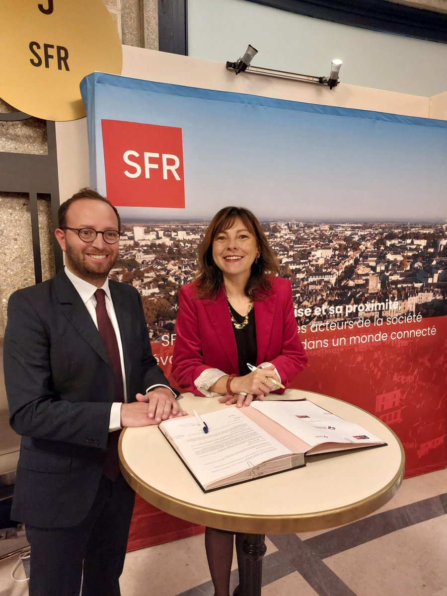 Altice France #SFR et <a href="/Regionsdefrance/">Régions de France</a> signent un partenariat pour renforcer leurs échanges sur les avancées des infrastructures numériques. Déploiement des réseaux THD, inclusion numérique ou cybersécurité, cette convention favorise une approche commune sur de nombreux enjeux.