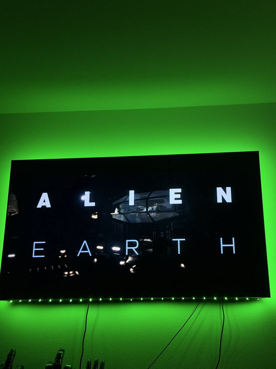 SCREAM_KILLER96's tweet image. Currently finished Alien Covenant not that long ago now watching for the 1st time #alienearth #PredatorBadlands #predator #xenomorph #alien #horror #HorrorCommunity #Horrorfam #horrorfan #horrormovie #HorrorMovies #horrorpage #horrorart #horrorfilm #horroraddict #horrortwt