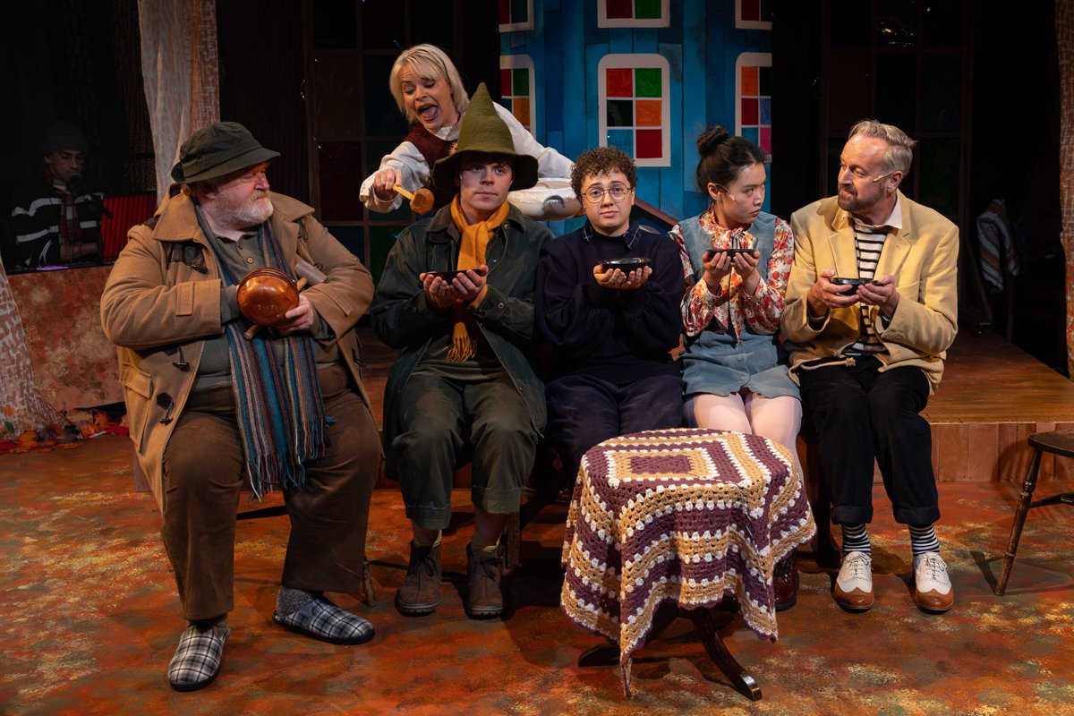 ‘The slick production zips along like swirling autumn leaves, creating a colourful watchable experience underpinned by quite profound questions’  

★ ★ ★ ★ for Moominvalley in November at <a href="/GatehouseLondon/">Upstairs At The Gatehouse</a> <a href="/purkischarlott1/">Dr Charlotte Purkis</a> 

musicaltheatrereview.com/moominvalley-i…