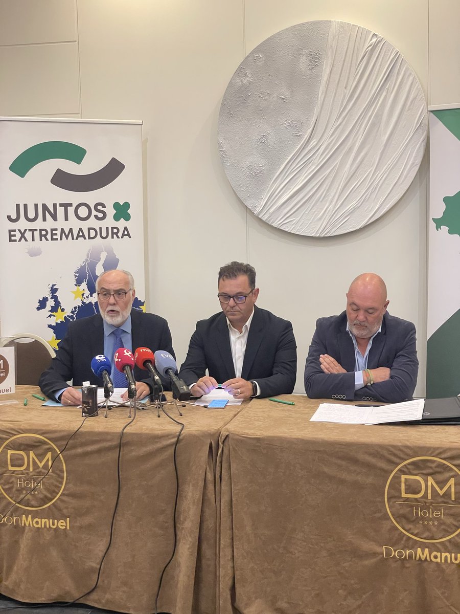 Extremeños-Levanta tweet media