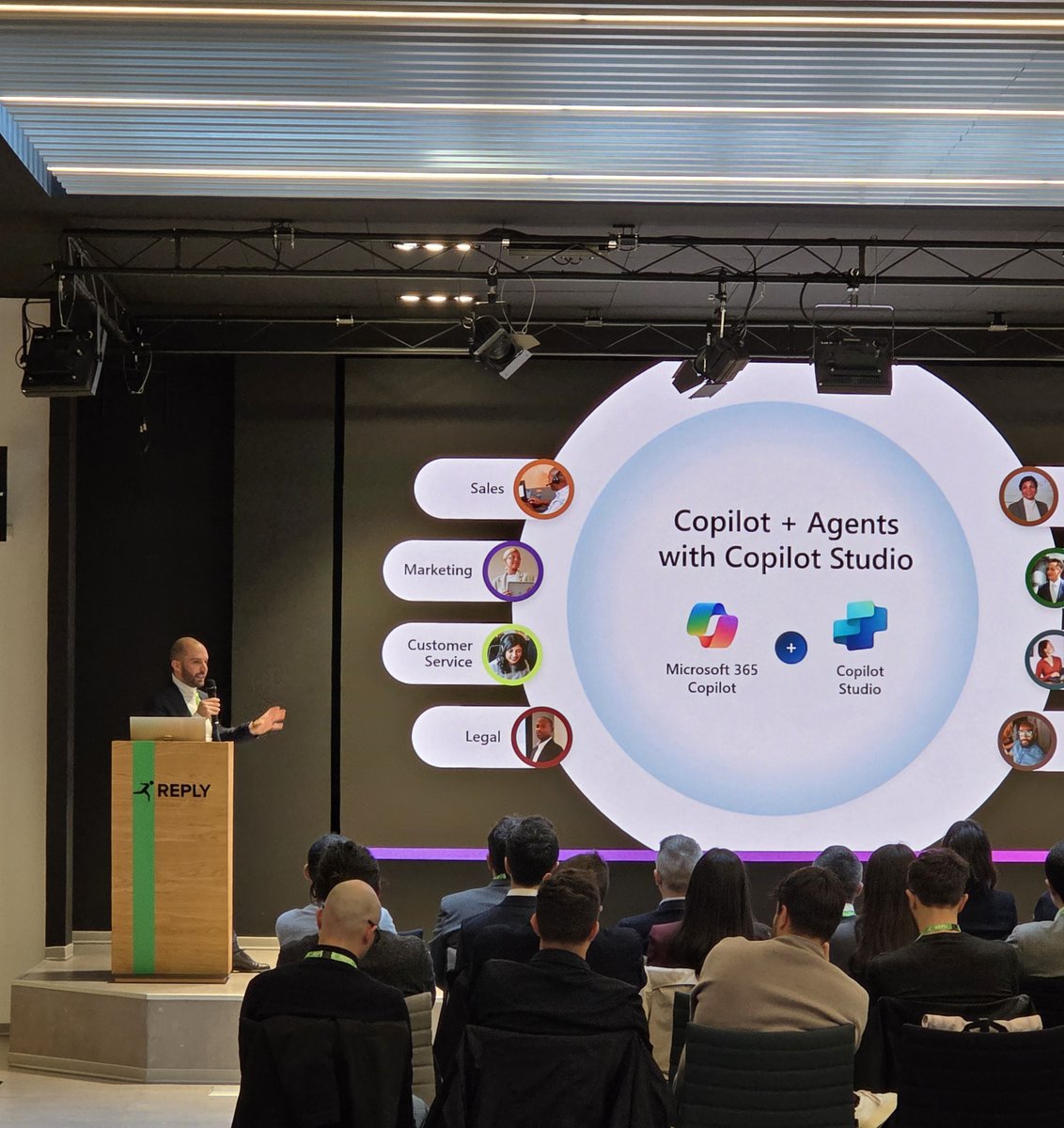 cluster_reply's tweet image. 🚀 Si è conclusa ieri la prima edizione dell’#hackathon Building agents together.

👏 Complimenti ai vincitori: @SCMGroup 
🙏 Grazie a tutti i partecipanti e a #Microsoft per il supporto.
📅 Prossima edizione: 21 novembre.

#ClusterReply #CopilotStudio #Agents