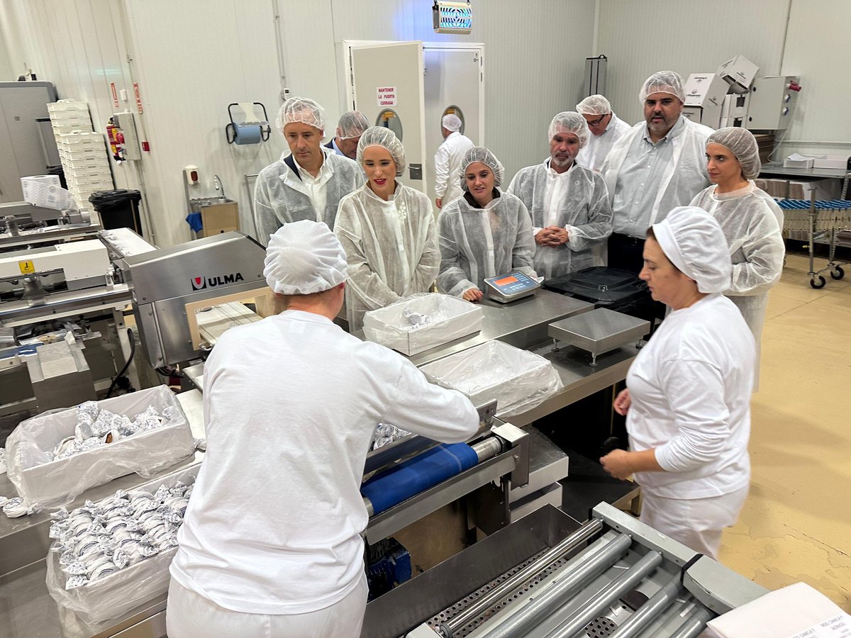 El tejido económico de la provincia de Málaga se fortalece con impulso emprendedor y poniendo en valor nuestra tradición y nuestros productos.
Es el caso de La Antequerana, que hemos visitado hoy con el <a href="/PSOEdipmlg/">PSOE Diputación de Málaga</a>.
Innovación, empleabilidad e identidad.