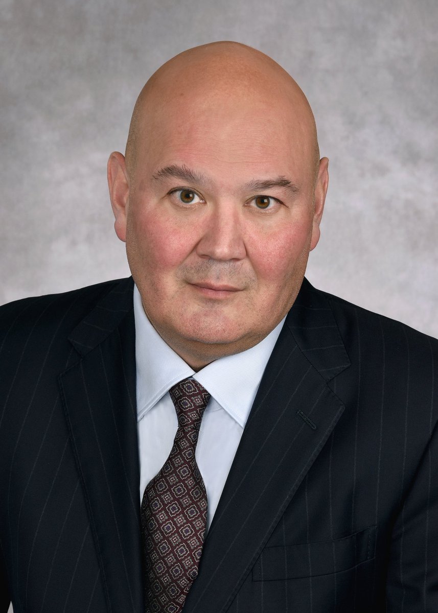 NeurosurgeryOSU's tweet photo. We’re delighted to share that Chair of @NeurosurgeryOSU and Director of @OSUGeneTherapy, Russell Lonser, M.D., (@RussellLonser) has been named President-Elect of the American Academy of Neurological Surgery (#AAcNS).

#Neurosurgery @OhioStateMed @OSUWexMed @OSUCCC_James https://t.co/cx8p46d3re