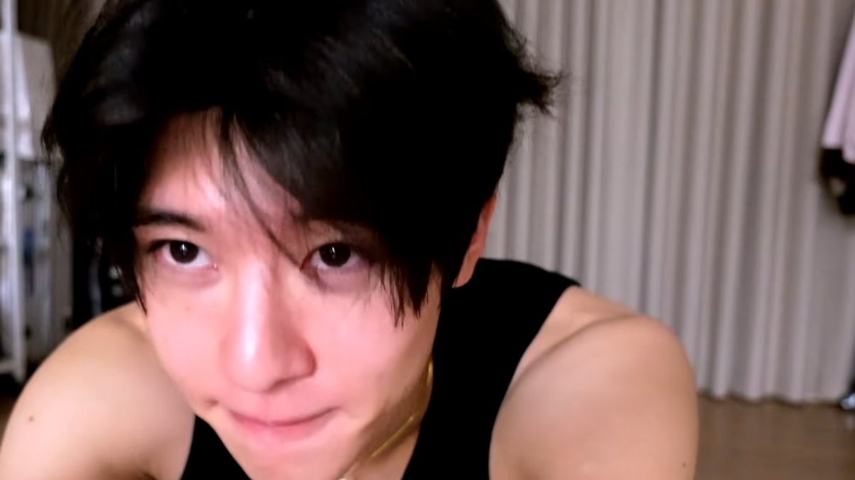 부끄러워서 얼굴빨개진거 ㅆㅃ 아 ...