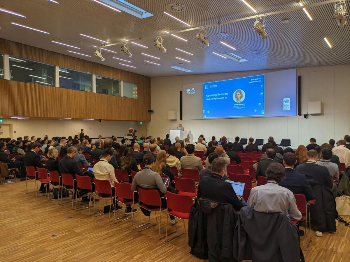 flock_io's tweet photo. Highlights from the Blockchain Impact Forum in Copenhagen. 🇩🇰

Co-hosted by @UNDP AltFinLab and @ChainforGood, this is a global event bringing together leaders building blockchain for impact.

The FLock team joined key sessions throughout the event. 🧵 https://t.co/6Kx3LK7cWN
