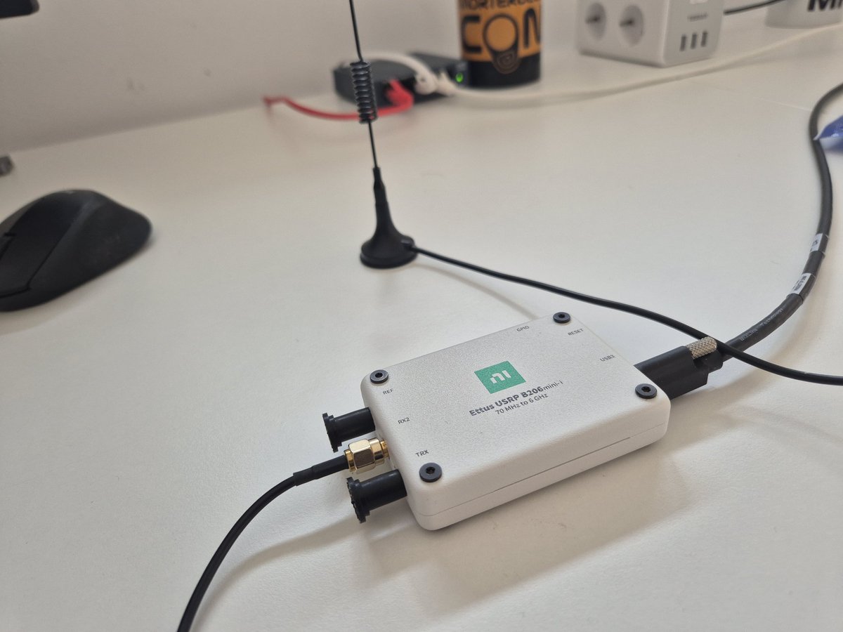 controlpaths's tweet image. The next article on controlpaths will be about the new #USRP B206mini-i and aircrafts.