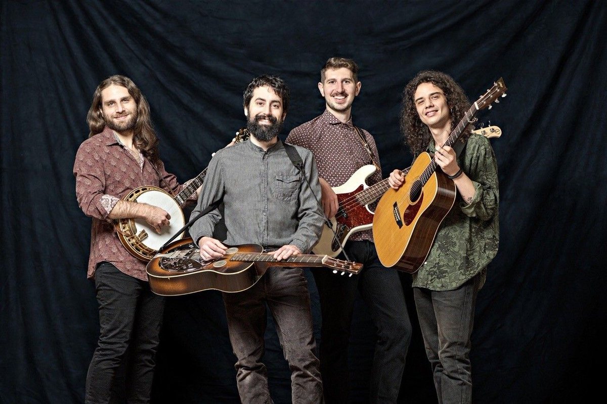 Demà divendres al @cclasedeta de Barcelona: 24a edició del Festival Al Ras.

+info a: buff.ly/uQm9n4a