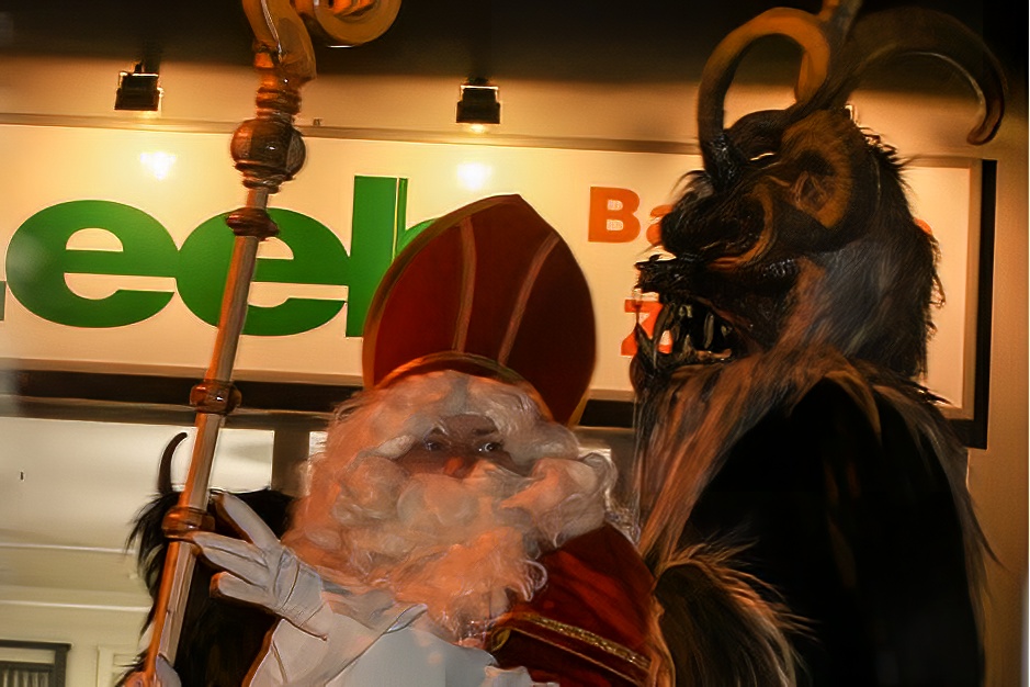 Step into the wild side of winter travel.

In Salzburg, the Krampus &amp; Perchten tradition isn’t just a show – it’s a living culture. If you travel slow and seek meaning, here’s the guide you need.

travelworldonline.de/en/krampus-per…

#christmas #tradition #salzburg