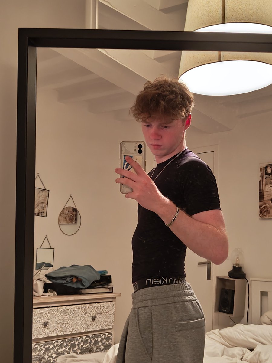 nesojames's tweet image. Rate my body