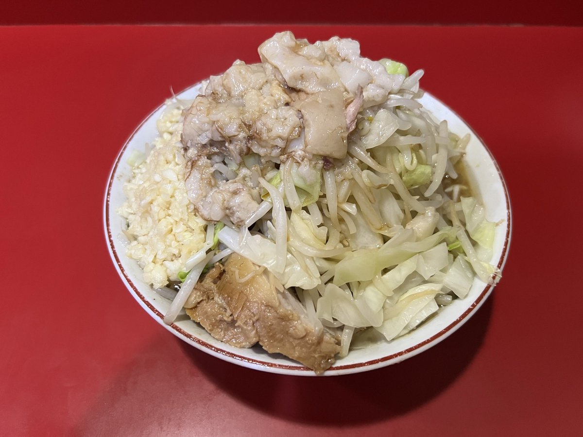 incredible_oo's tweet photo. ラーメン二郎 札幌店 https://t.co/SRlu6nxGH2