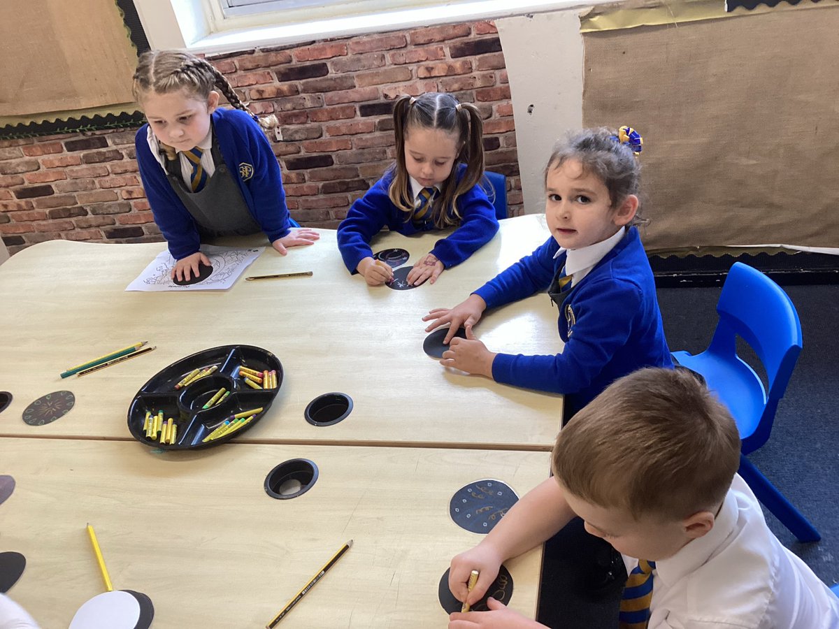 ReceptionSTP's tweet image. Yesterday we had a class discussion all about the meaning of Bonfire night, the children then had lots of fun making some firework pictures. 🎆#EYFSatSTP #ARTatSTP