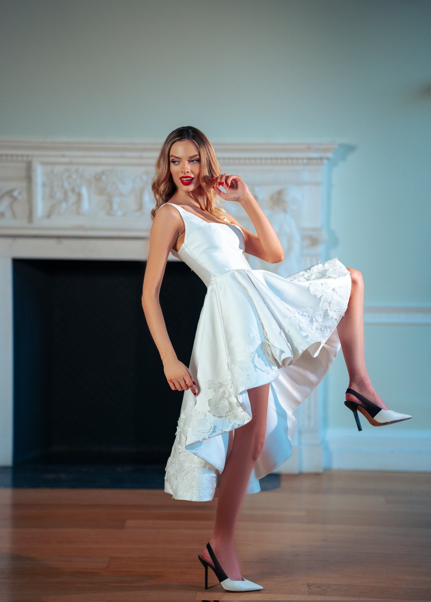 thecameraboss's tweet image. Model...

#PhotographyIsArt #FashionPhotography #modelling #potrait #fypviraltwitter #blowup 

GTCOfashionweekend China