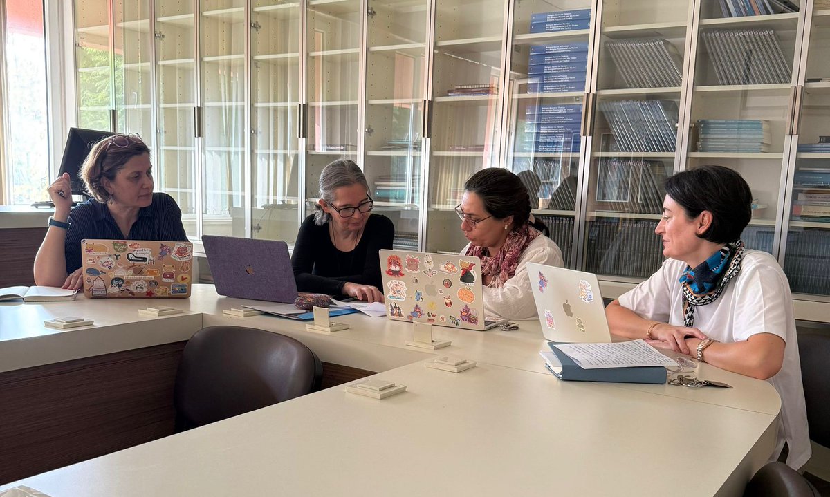 IntPolSec's tweet image. 📢
5. INTPOLSEC Uluslararası Güvenlik Kongresi 29-30 Nisan 2026 tarihlerinde Akdeniz Üniversitesi @Akdenizun  ev sahipliğinde gerçekleştirilecektir.  Antalya Akademik Araştırmalar Derneği @AntAkademik işbirliği ile düzenlenecek olan kongrenin tarihini kaydetmeyi unutmayınız.