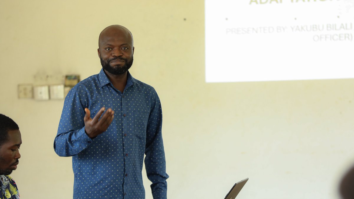 1/7 We wrapped up Phase 2 of the Community Adaptation Connect tour in the district that houses the treasured Akosombo Hydroelectric Dam - Asuogyaman District Assembly in the Eastern Region. 
#YouthInAdaptation #ClimateAction #SYND