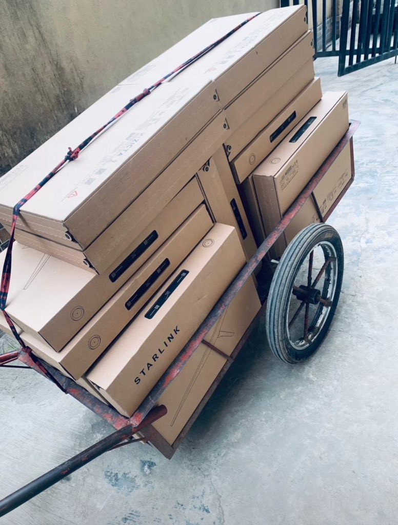 CharlesMayor_'s tweet photo. If you are tired of the local Nigerian Networks and their frustrating internet services, I have the starlink in stock and best prices as well.

Starlink Mini - N390k

Starlink Gen 2 - N470k

Starlink Gen 3 - N510k

The unlimited monthly subscription is now N57k. https://t.co/SPqNgcI6By