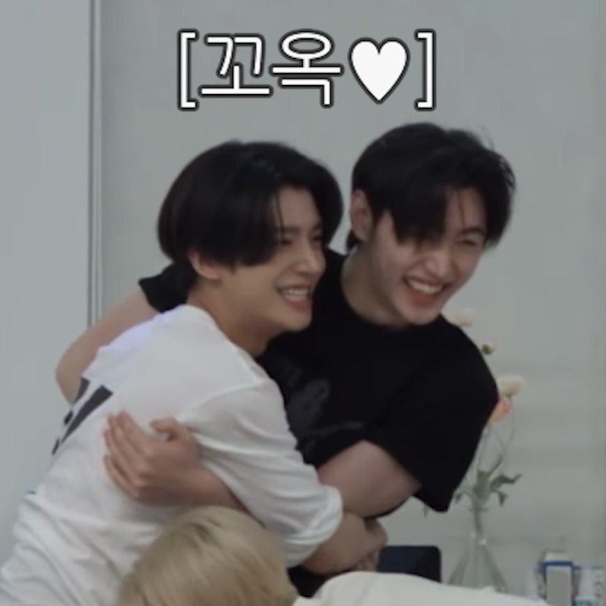 🕒 (@3h0urs) on Twitter photo 