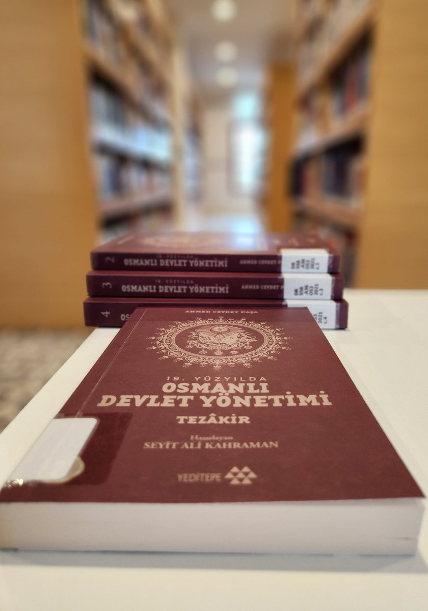 Osmanlı yönetim geleneğine derin bakış  🔍📚

#osmanlıdönemi #hanedan #siyasal #sosyalhayat #istanbulaşkı #istanbulTicaretOdasi #eminönü #kütüphane #yazarOsmanlı yönetim geleneğine derin bakış #kitap #reklam #öneri #bilgiler #tarih #kesfet #limanhanı #araştırma #bilgi #eserler