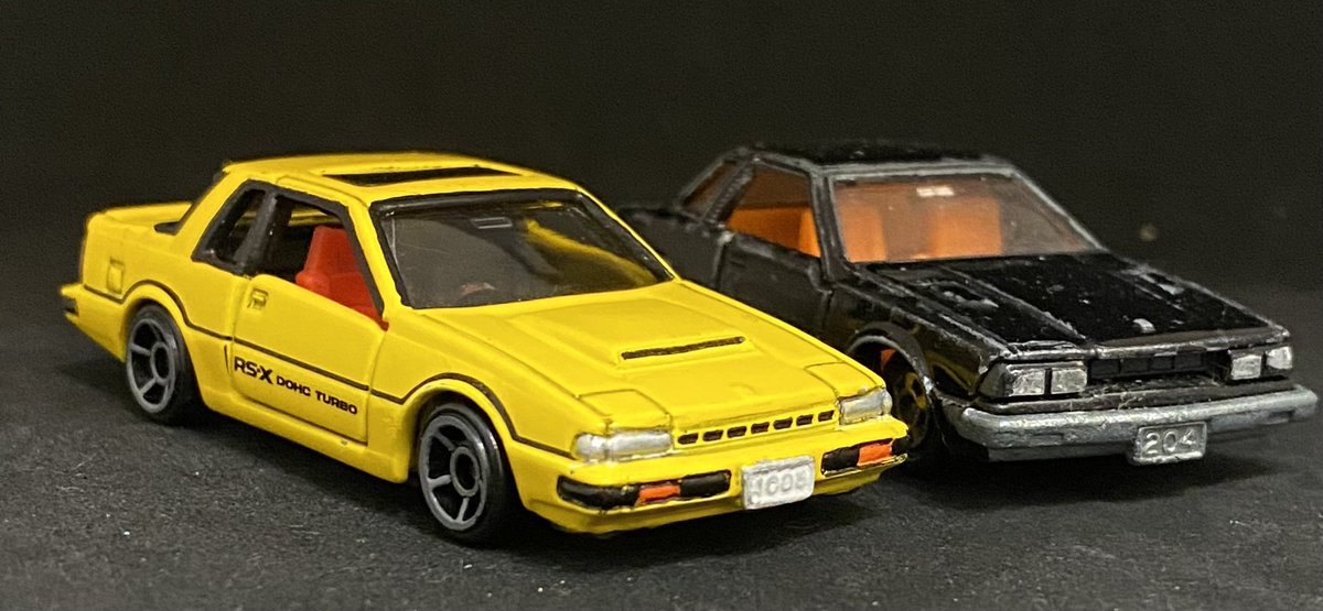 jyonagino's tweet photo. S110シルビアとS12シルビア☆。.:*・゜
このクーペスタイル良きです!!今でも行ける2台だと思う♪
それにしてもS110が傷だらけだ〜
塗装補修?全塗装かな(>ㅿ<;;)
#トミカ
#S12
#S110
#シルビア https://t.co/k8cL002au0