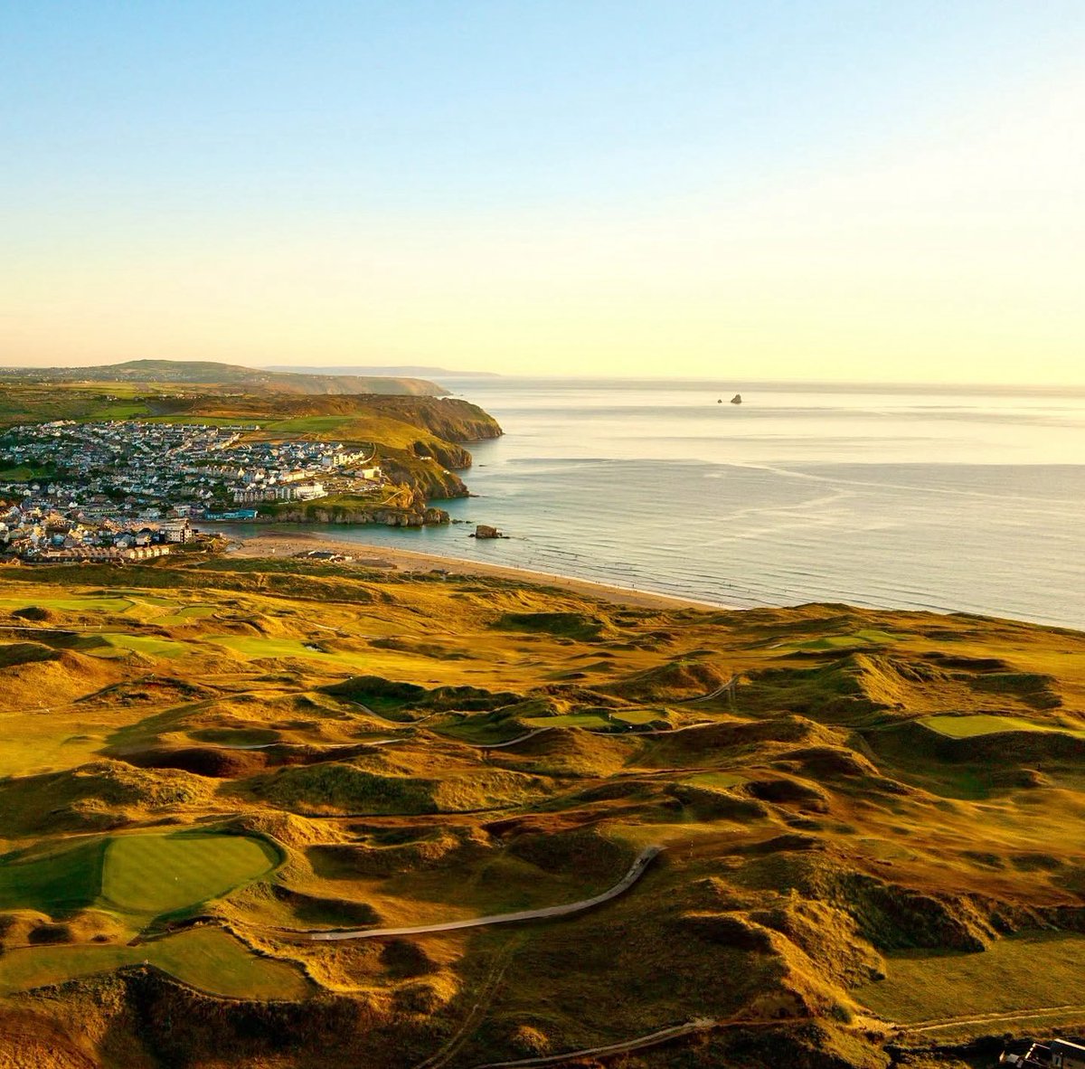 PGASWest's tweet photo. 🚨 Save the dates 🚨 
PGA Cornish Festival Pro Am. Play three of the UK’s Top 100 courses @TrevoseGC @stenodocgolf @PerranporthGolf 21 - 23 April 2026.
Entries open on 5th January. 
@PGASWest @ThePGA https://t.co/bJ2VPbsdNj
