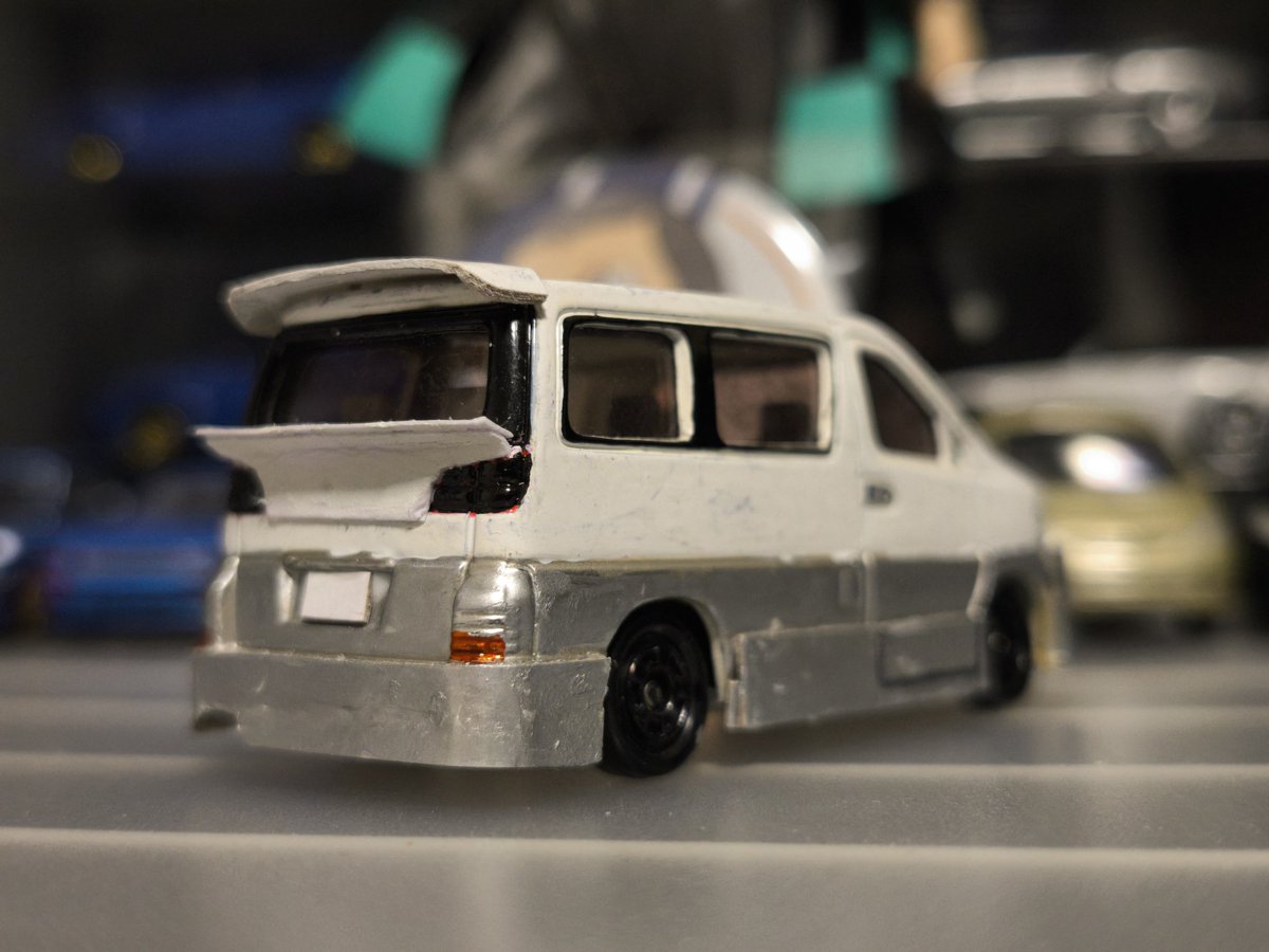 カスタムミニカー