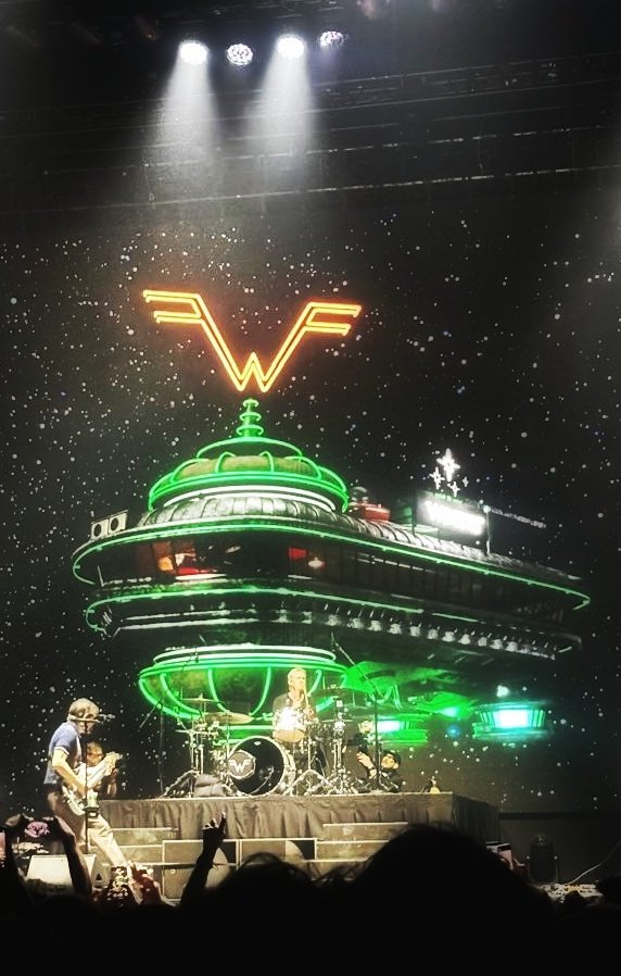 L o r c h a tweet media