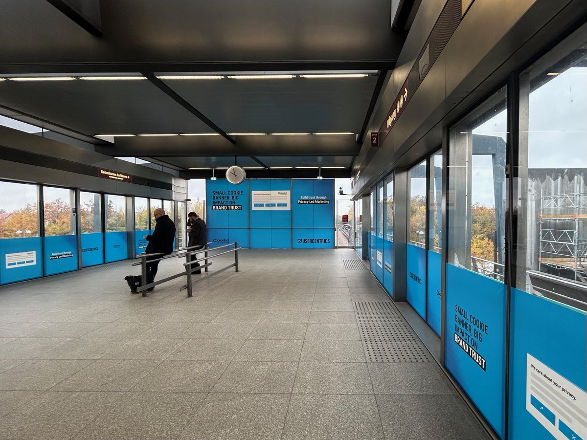 🎉 Our OOH campaign is in #Europe! #Copenhagen is glowing in #Usercentrics blue at Central Station, Vesterport &amp; Nørreport stations 🚉 Plus, we’ve taken over the airport: inside, outside &amp; the subway! #Munich and #Lisbon coming soon!