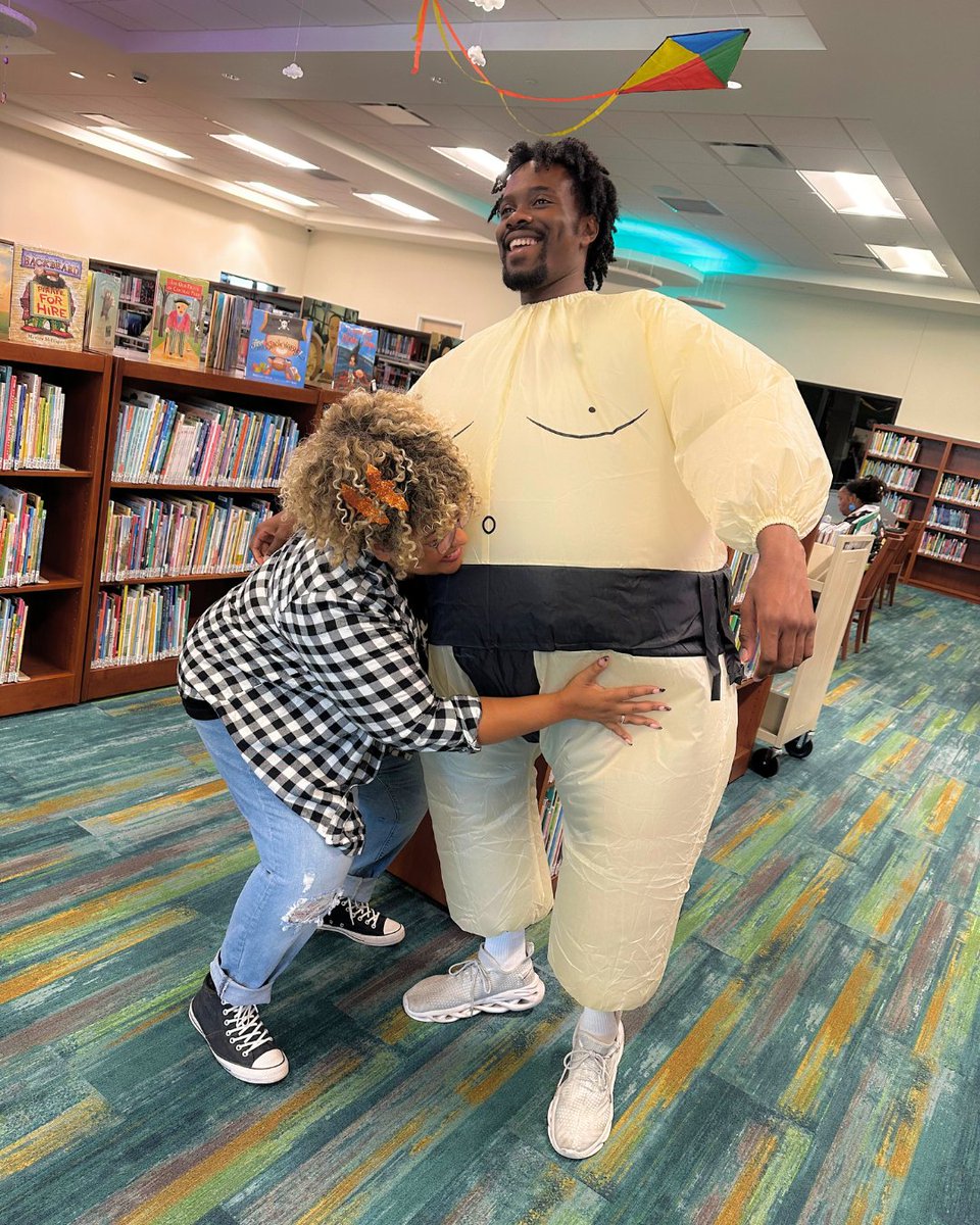 BBCityLibrary's tweet image. From sumo suits to storytimes, you never know what you’ll find at the library. Whatever it is, it’s sure to lift you up.

#BoyntonLibrary