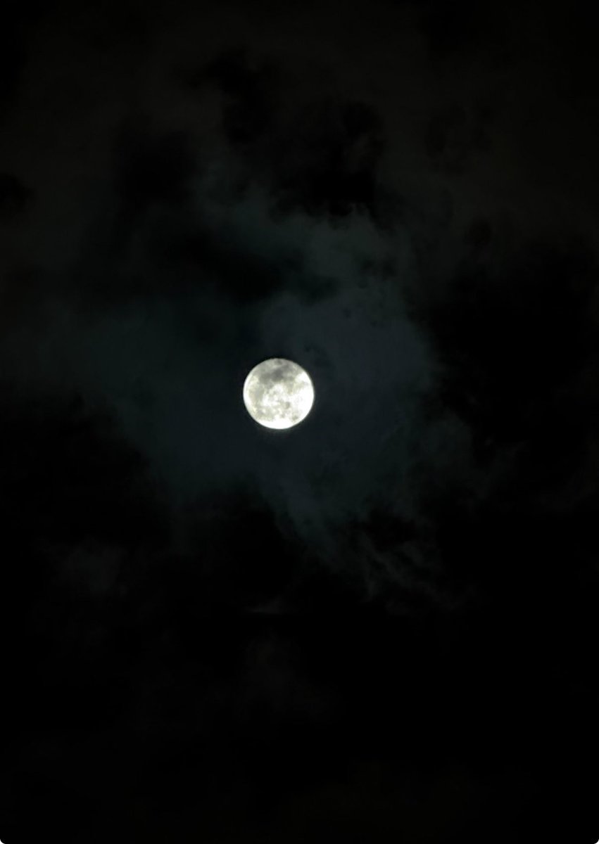 満月
