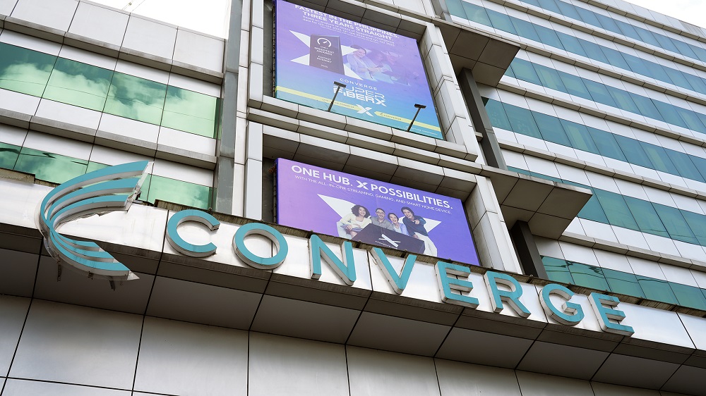 NewsbytesPH's tweet image. Converge backs ‘Konektadong Pinoy’ rollout, eyes growth via infra sharing newsbytes.ph/2025/11/06/con…