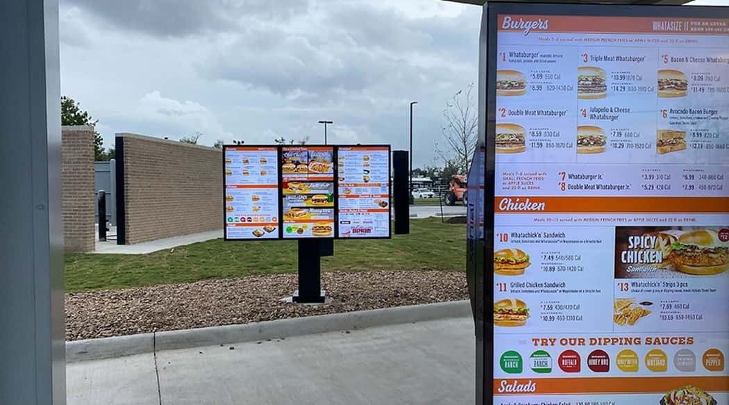 SHININGLTD1's tweet image. Go green and save! 🌿 💡 Digital menus eliminate paper waste and reduce long-term costs. A smarter, sustainable choice for your restaurant. 🤝
shiningltd.com/restaurant-out…
#DigitalMenuBoards