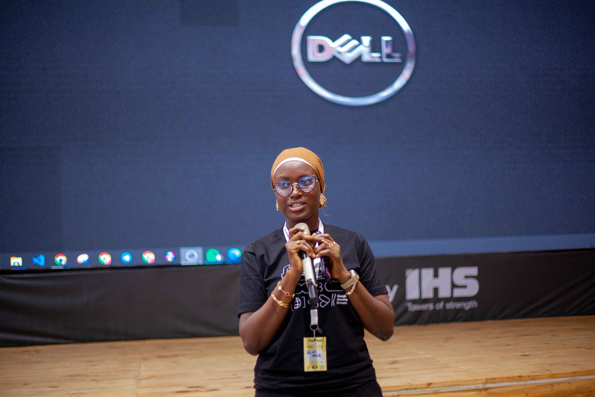 __TheEniade's tweet image. Still soaking the energy from hosting  #devfestilorin25 #devfestilorin2025 Connecting brilliant minds together in the tech space