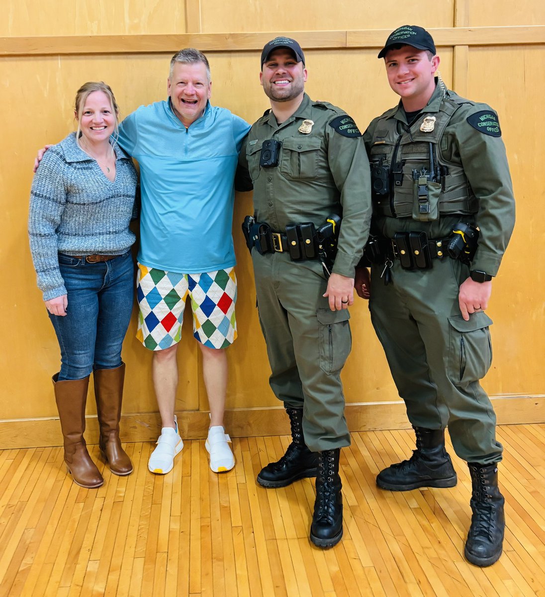 cmurpl's tweet image. Awesome to have alums from all 3 of our majors return “home” to talk to our RPL 118 students about their career paths! A huge Finch thank you to Amber Frawley, Bethany Childs, Alexis Hansen, Mike Haas, Carlie Provow &amp;amp; Ashley Seelye! @cmuehs @cmualumni @cmuniversity 🔥👆