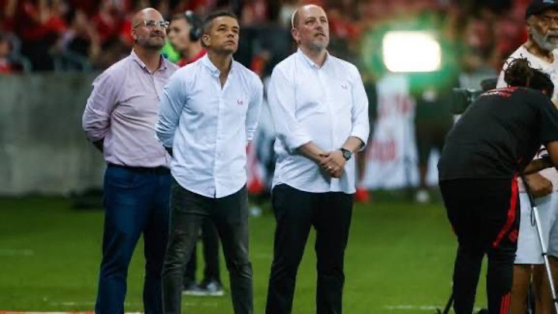 Alexandre_Ernst's tweet image. REUNIÃO, PLANO DE AÇÃO OU RENÚNCIA

Conselheiros do Inter querem um encontro com Alessandro Barcellos para ouvir do presidente quais são as alternativas contra a Série B. Além disso, desejam que o presidente diga que aguenta o tranco de um ano complicado como 2026. 

Se as…