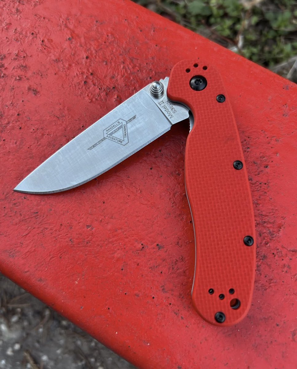 OntarioKnife's tweet photo. The #REDRATII with its Red #G10 handles adds a pop of color to your #EDC lineup, what other colors would you like to see this option come in?! ππ½πͺπ#ontarioknifecompany #ontarioknife #ontarioknives #ontarioknifeco #OKC1889 #hunting #camping #hiking #outdoors #tools #gear #EDC https://t.co/Q0VPzTX0tM