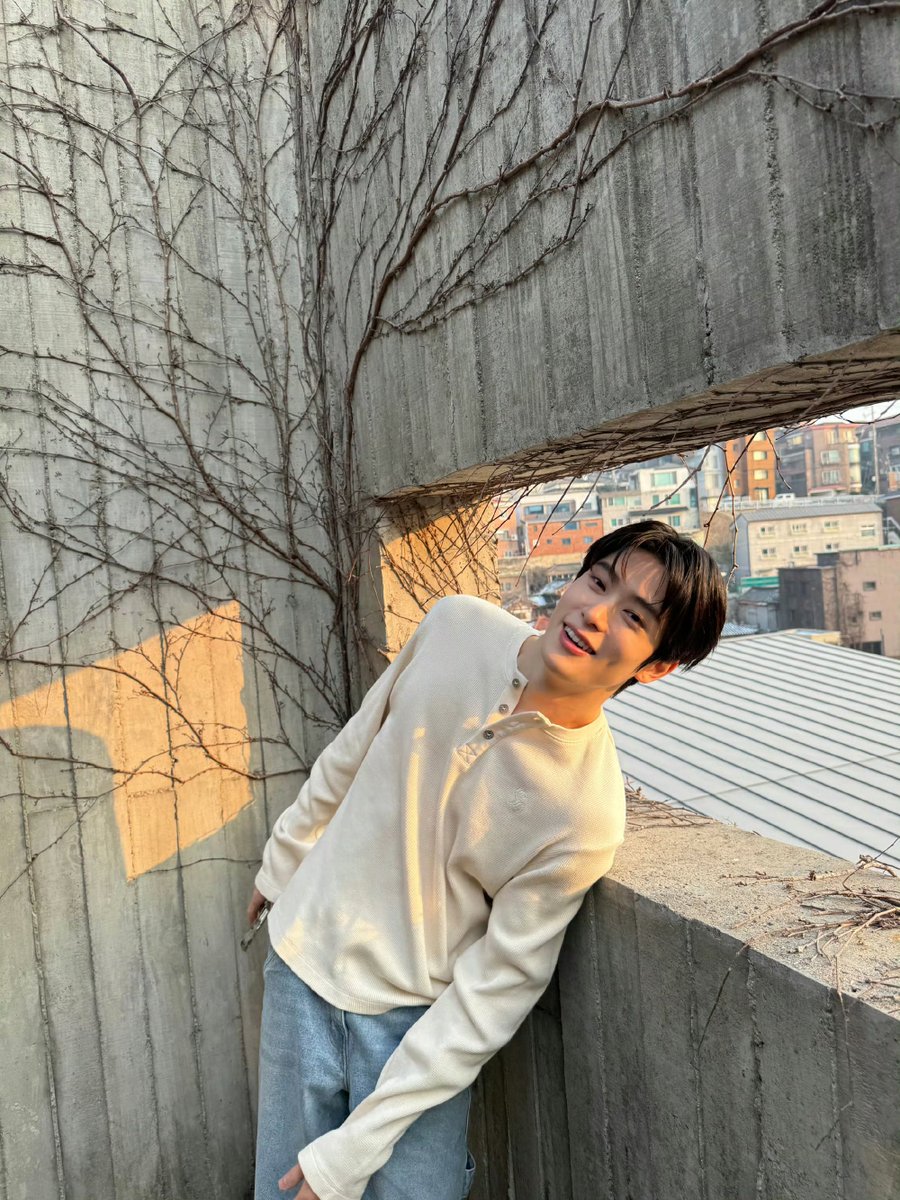 an_jaehyun214's tweet photo. 은은한 갭차이 너무 조음 
                            남찍사                               셀카 https://t.co/B93PMQvb0Z