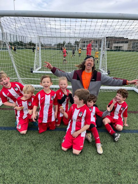 ashwellAccies's tweet photo. Congratulations to our fantastic U7 coaches and players who played their first ever competitive match at the weekend in a local tournament. Despite the challenging weather, every one of them stepped up to represent the Accies with a superb performance across the morning. https://t.co/1JZmcYDXPK