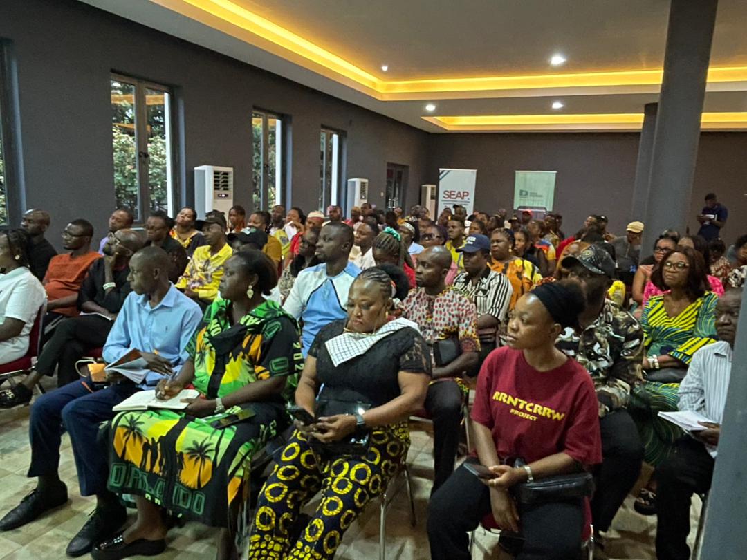 kayodeteslim's tweet photo. "@KDI_ng team is on ground for #AnambraDecides2025, training the election observers to ensure that credibility is practiced at every polling unit.

#KDIatAnambraDecides2025 
#AnambraDecides2025
#KDI 
#SeapProject https://t.co/LrirLj6WIH