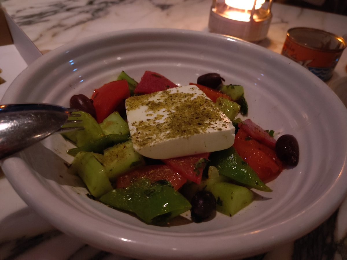 arly056's tweet image. 美少女と初のギリシャ料理🍽️
普段食べてる物と違う味付けで面白い！
#THEAPOLLO