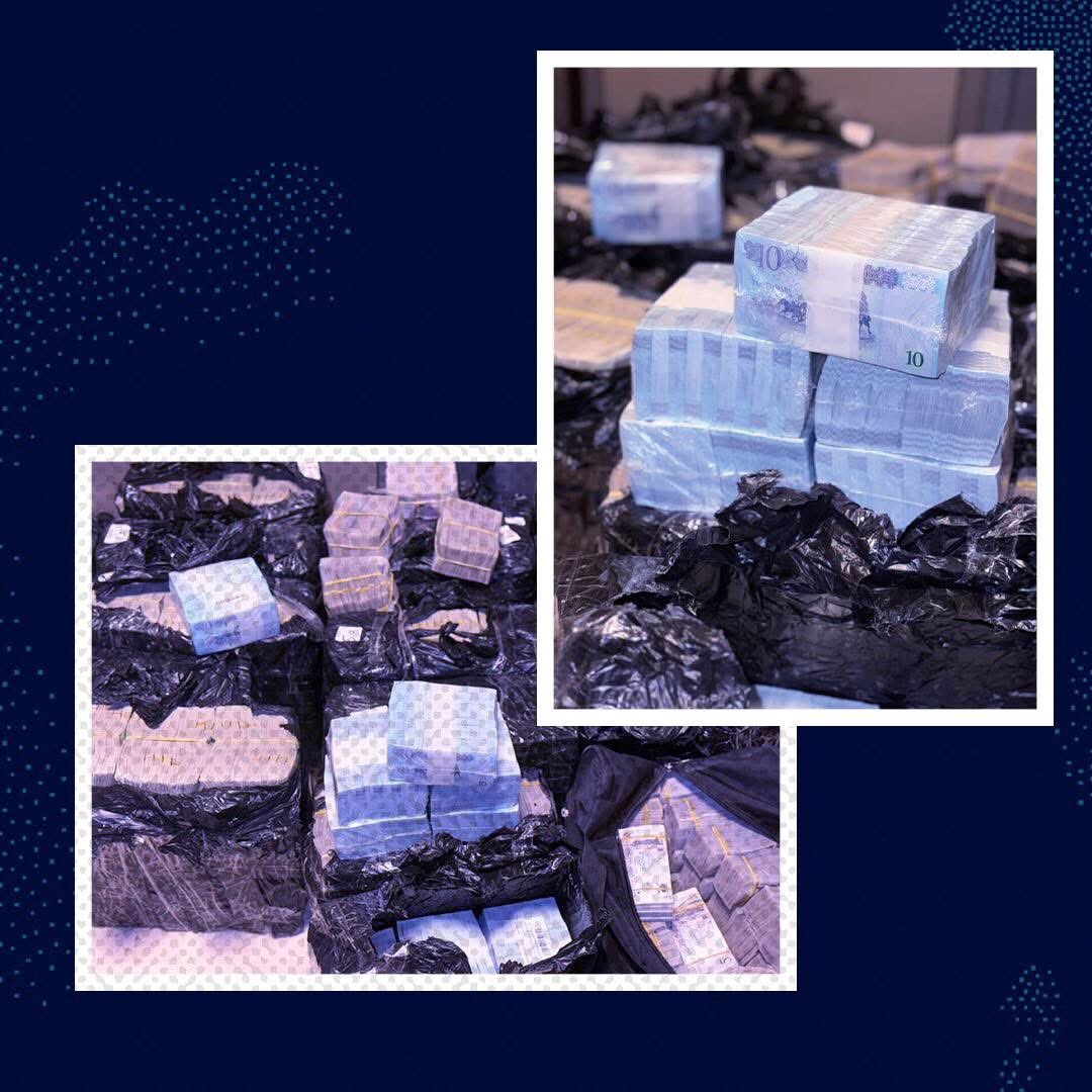 rctoc_gov's tweet photo. #AlRadaa , A gang that stole 6 million Libyan dinars has been arrested..
.

#rctoc #جهاز_الردع #جهاز_الردع_لمكافحة_الارهاب_والجريمة_المنظمة https://t.co/w5et902bx4