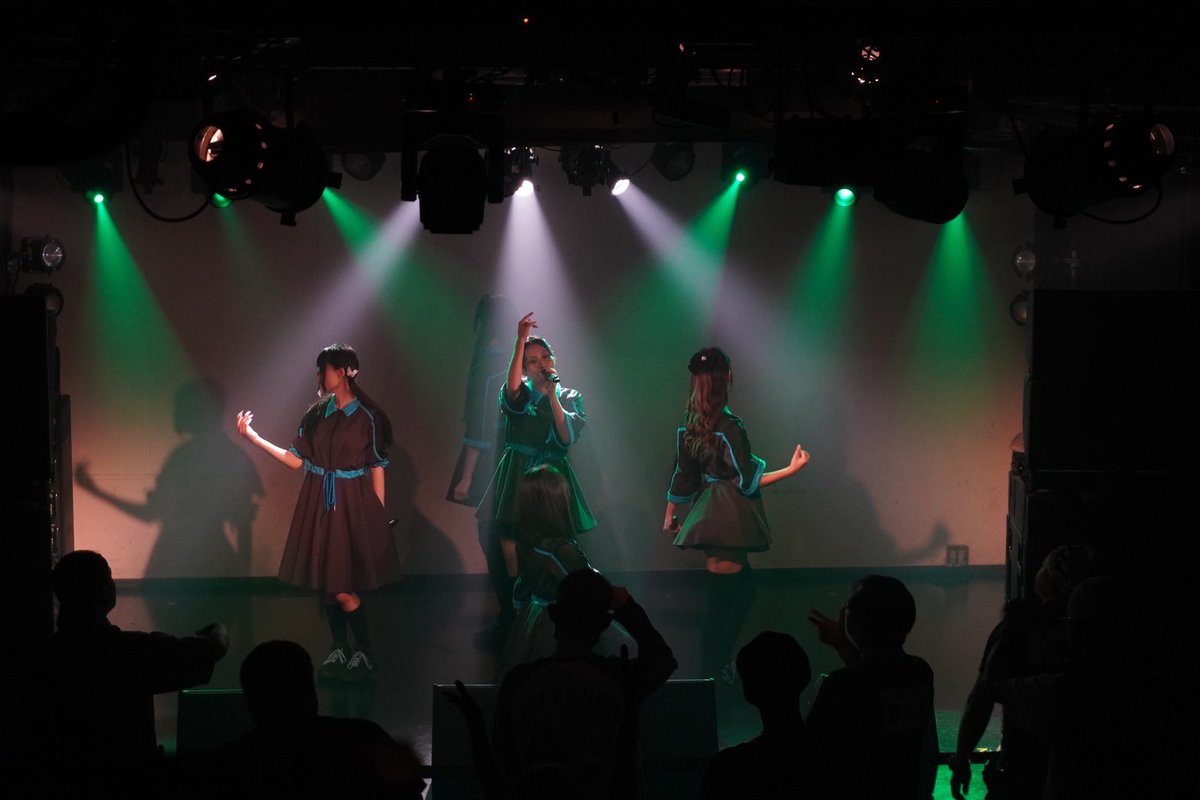 pandamic_shion's tweet image. ✨📣🐼単独‼️
11/22(土)PANDAMIC ANNIVERSARY CAMPAIGN「PANDARA’S BOX -point-」

🤍開場11:20 / 開演11:40🖤
会場は渋谷 CLUB CRAWLさん！🖤🐼🤍

楽しいバチバチPANDAMICとのLIVE時間一緒に過ごしましょーー！！！か！！！🔥
ハッハッハーー！！！
お待ちしてますぞ！🎇
🎫t.livepocket.jp/e/panda1122