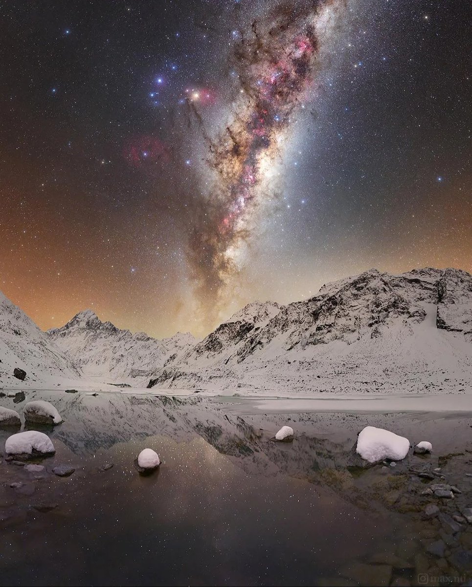 fascinatingonX's tweet image. MilkyWay over New Zealand 🌌