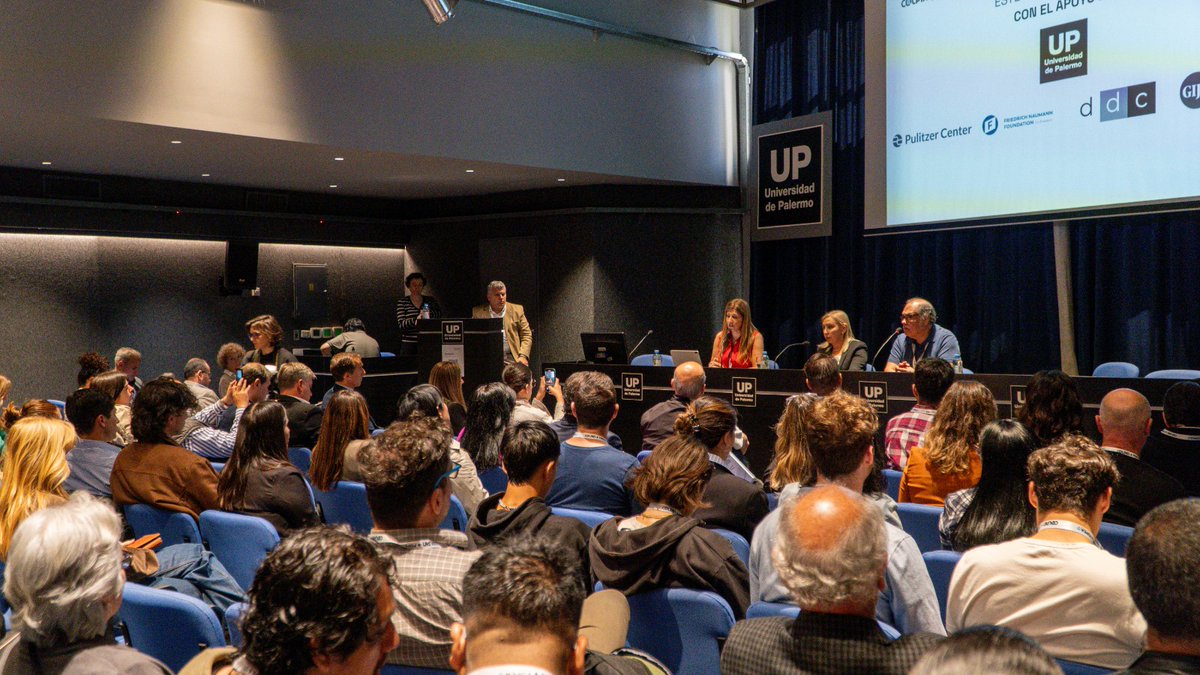 Desde <a href="/FOPEA/">FOPEA</a>, <a href="/pauesquel/">Paula Moreno</a> afirmó: "Gracias UP por la colaboración y a #COLPIN por confiar y a todos los que eligen encontrarse para debatir tantos temas. Los que dedicamos este tiempo y pensamos que hay mucho por hacer aún, somos pasionales y estamos enamorados de esta profesión"