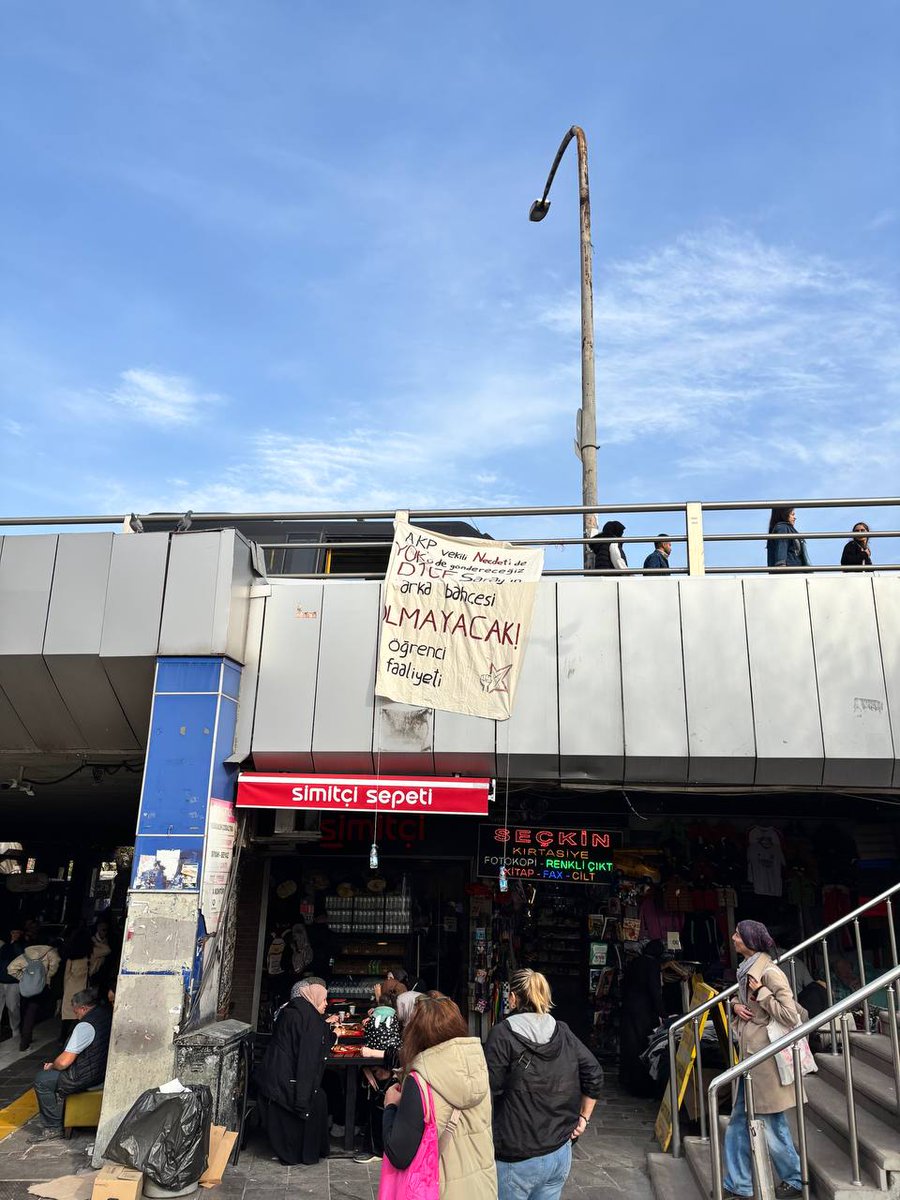 📣AKP'nin kayyumu Necdet'i de YÖK'ü de göndereceğiz!

DTCF Saray'ın arka bahçesi olmayacak!