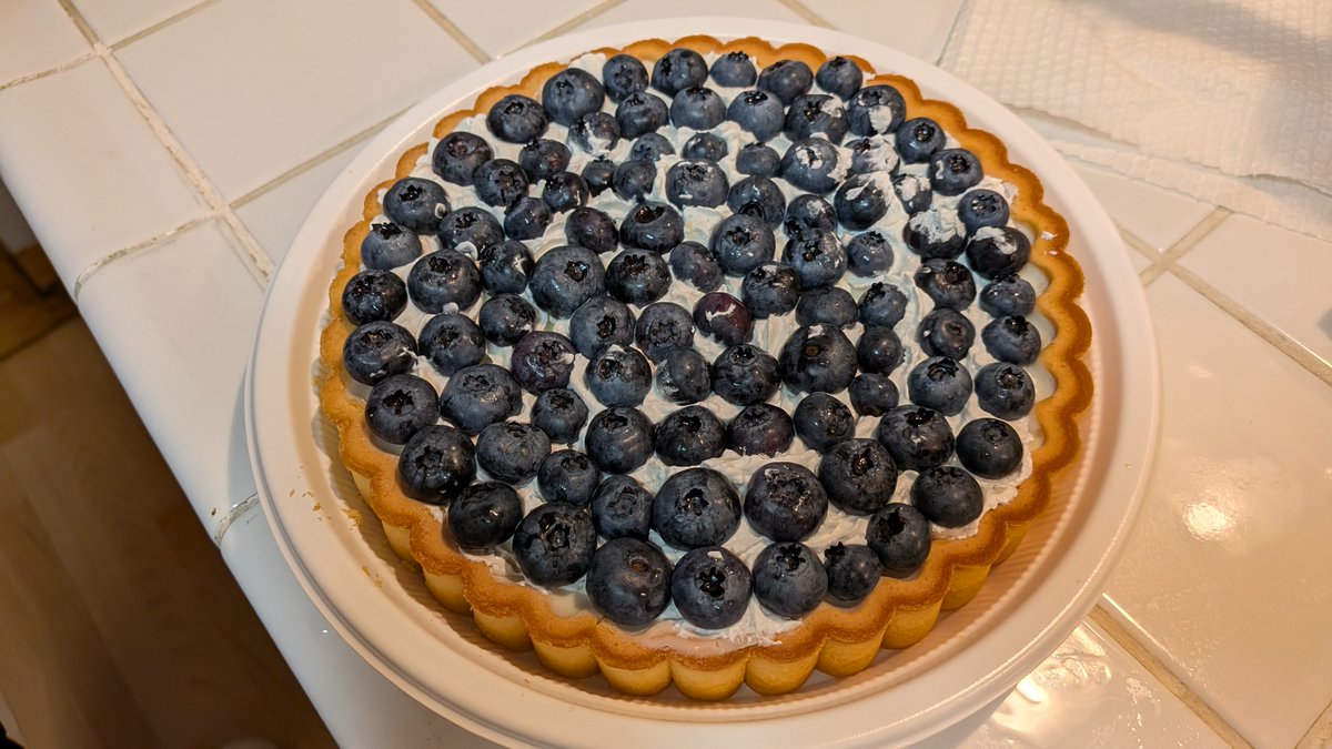 sirozukuri's tweet image. 最近、株クラの中でも家庭菜園に興味がある人が増えているようだ。
とても良いことだと思う。

家庭菜園でのんびり作物を育て、とれたてのおいしい野菜や果物を食べる。
それだけで人間らしい生活と、満ち足りた生活になるものだからだ。…