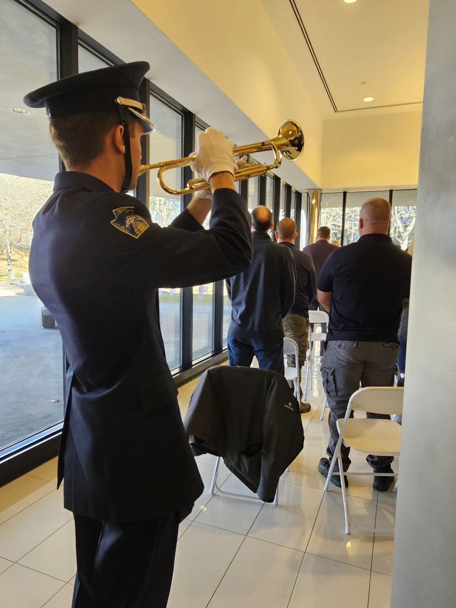 Proud to join Progressive, Enterprise and VFW post 980 with the Keys to Progress pgm in presenting a car to a Veteran in need, he can now care for his wife stricken with MS. <a href="/PBSDSuper/">Dr. Rick Walsh</a> <a href="/PBSDAthletics/">PBSD Athletics</a> <a href="/PlumHighSchool/">Plum Mustangs</a> <a href="/plum/">plum</a>